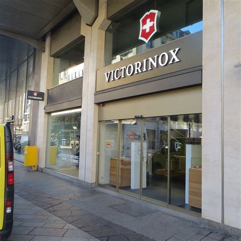 victorinox flagship store geneva